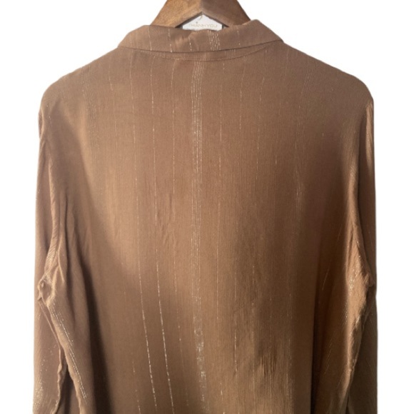 YUNI taupe coral button up shirt silver strip // XL - Picture 4 of 6